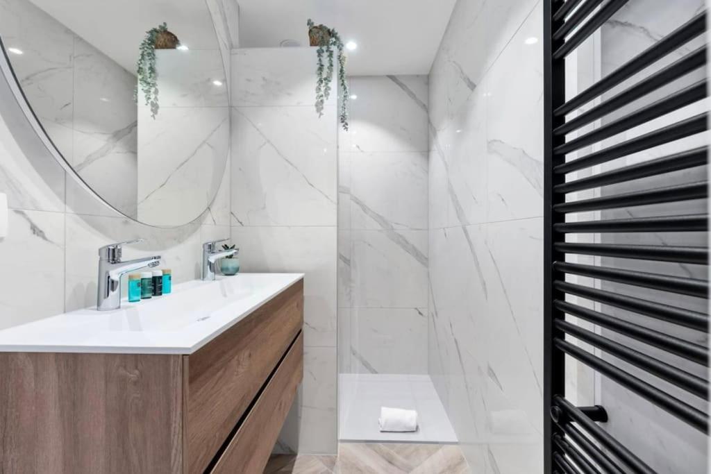 Michelle - Recent Gerenoveerd Stijlvol Appartement オステンド エクステリア 写真